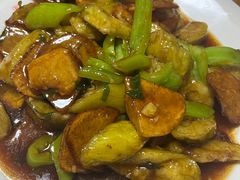 -巧婆婆特色东北菜·铁锅炖