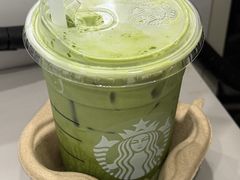 -星巴克臻选(盐城金鹰聚龙湖店)