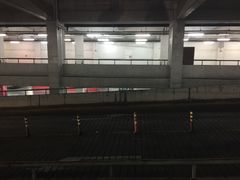 -虹桥火车站-停车场