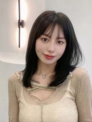 -AYO SALON