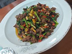 -湖南人家湘菜馆(镇江路店)