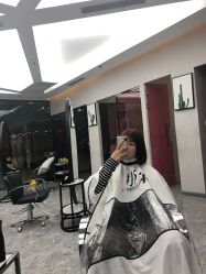 -变画·发型STUDIO
