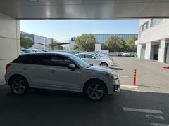 -上海永达奥诚奥迪4S店(申江路店)