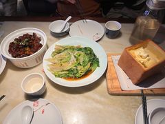 -绿茶餐厅(同成街华联店)