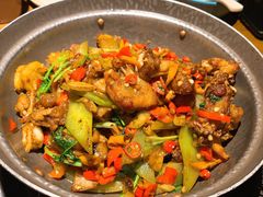 嫩仔姜炒牛蛙-吃饭皇帝大土家民族菜(正大广场店)
