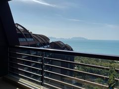 -三亚湾海居铂尔曼度假酒店