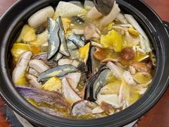 -菌之家·专业纯野生菌火锅·特色炒菌
