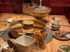 -巴奴毛肚火锅(龙湖锦艺城店)