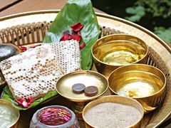 -迪瓦娜按摩和水疗中心