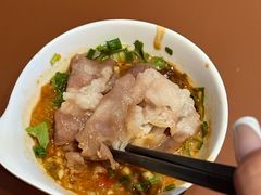 -涨巢·潮玩水疗局