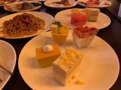 -OPEN開全日自助餐厅·西餐·海鲜(佛山希尔顿酒店)