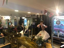 点击看大图 -审美HAIR SALON