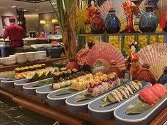 -广州万富希尔顿酒店·感趣自助餐厅·金秋蟹宴生蚝海鲜刺身烧烤