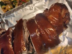 -东方之猪四更烤乳猪(金垦总店)