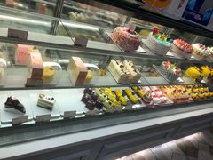 面包甜点陈列柜-BreadTalk面包新语·烘焙蛋糕(海岸城店)