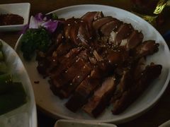 -胡桃里音乐餐厅(陶溪川店)(川湘赣菜·世界百大酒庄直供红酒·音乐表演)