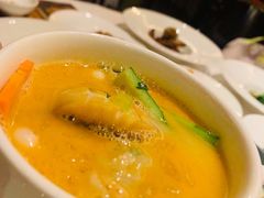 龙虾汤过桥鲍鱼云吞-富力丽思卡尔顿酒店·丽轩中餐厅