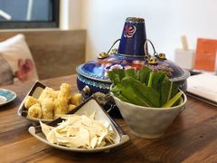 -毛辣果·贵州红酸汤牛肉火锅(西单店)
