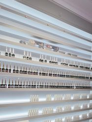 -爱空间美睫健康美甲