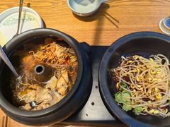 菌皇汽锅鸡-云海肴·汽锅鸡·云南菜(苏州中心店)