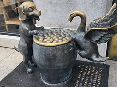 -缸鸭狗(天一广场店)
