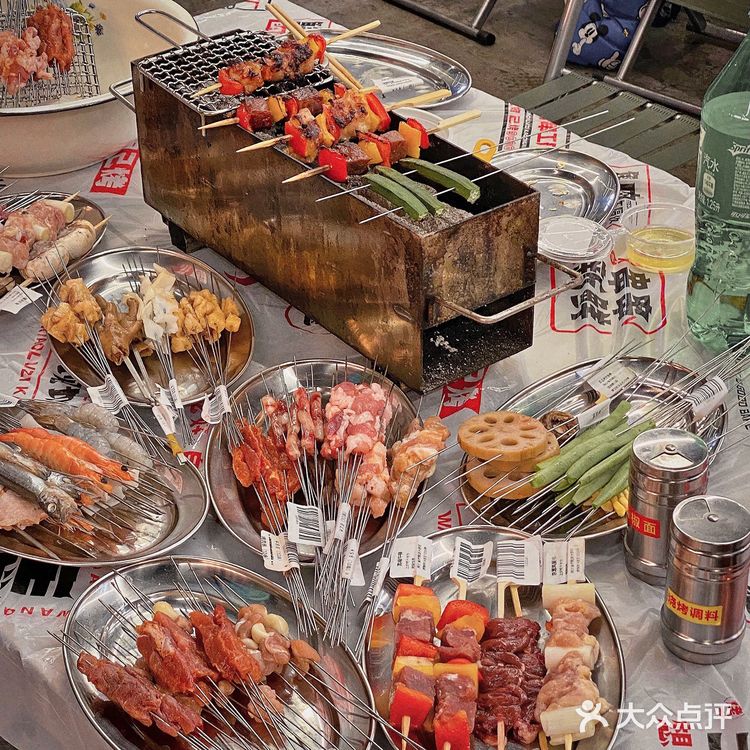 新店打卡｜光谷这家自助烧烤店！有点意思！