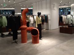 -URBAN REVIVO(上海中庚漫游城店)