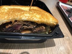 -The Habit Burger Grill 哈比特汉堡(爱琴海店)
