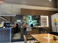 -乐凯撒披萨(国威电子商务大厦店)