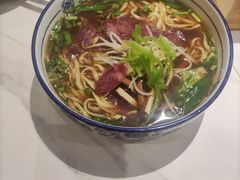 -镇南锅盖面馆(解放路店)