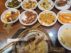 -罗平振兴老店砂锅饭(文笔路店)