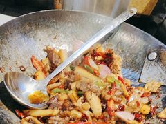-富正毅三下锅·湘西韵味(天门山索道店)