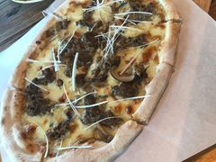 烤牛肉烤盘披萨-I HOLIC艾豪丽披萨(KKone店)