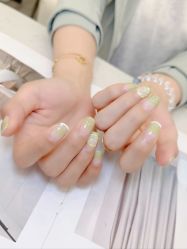 -七彩虹美甲美睫 半永久