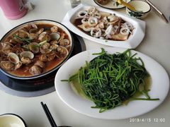 -鑫悦楼煎蟹·16年海鲜大排档