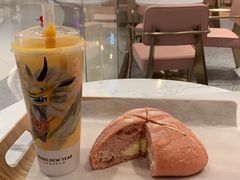 -奈雪的茶(青岛卓悦里INTOWN店)
