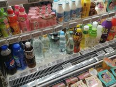-来伊份(我格广场武宁路店)