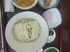 -百年老字号·观振兴蟹黄面·三虾面·苏式面(观前街富仁坊巷店)