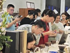 -玫瑰咖啡(中山六路店)