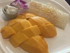 -Dang restaurant (patong phuket)