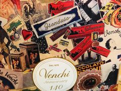 -VENCHI 闻绮(上海佛罗伦萨小镇店)