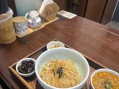 -蟹上黄·蟹黄面·江南糖水(人民广场店)