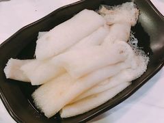 -鲜入围煮花胶鸡海鲜火锅