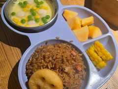 -蜜桃餐厅·伴山(湖滨商业街店)