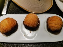 猫山王榴莲酥-蝴蝶里·粤菜·点心(滨江龙湖店)
