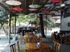 露天位-小洞天柴火土菜馆