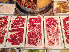 -来龍儿鲜切牛肉自助老火锅