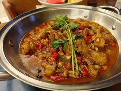 干锅牛蛙-饭怕鱼·黄焖鲟龙鱼(湖大店)