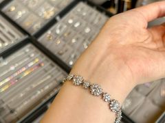 -广州周大福金融中心