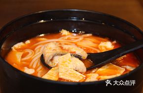 Spineless Fish Tomato Rice Noodles